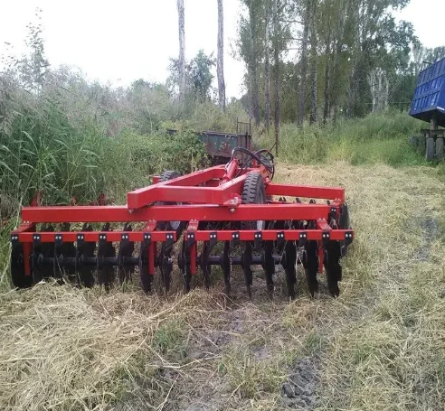 Mașini agricole Grapă cu discuri montată în trei puncte